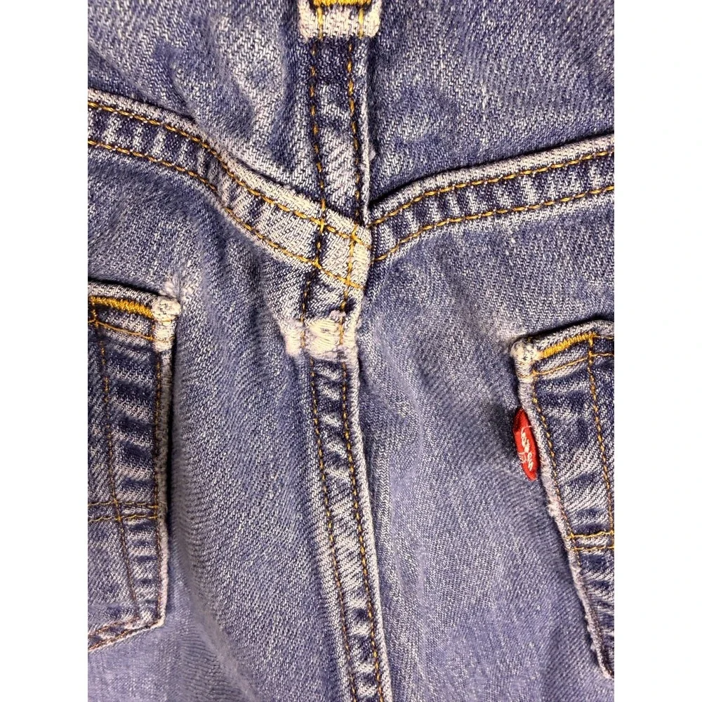 Levis some wear